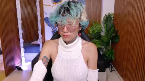 lyra_tay online show from 05/26/26, 07:10