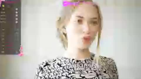 Snapshot of lysii_astra chatting on 06/24/26, 12:59 Liza online show from 06/24/26, 12:59