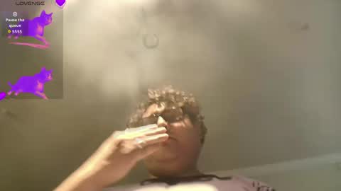 lyxx_2 online show from 06/05/26, 12:06