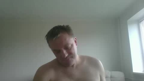 Snapshot of m15kala chatting on 04/16/26, 09:54 m15kala online show from 04/16/26, 09:54