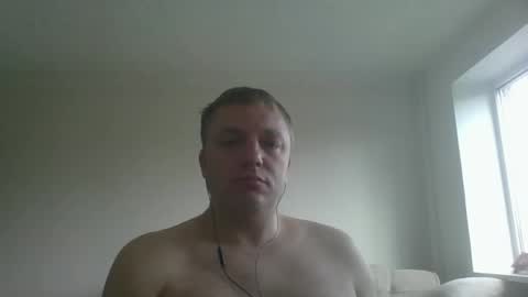Snapshot of m15kala chatting on 04/28/26, 07:02 m15kala online show from 04/28/26, 07:02