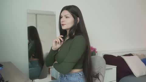 Snapshot of m1agarand chatting on 03/31/26, 12:27 M1A Dddy online show from 03/31/26, 12:27