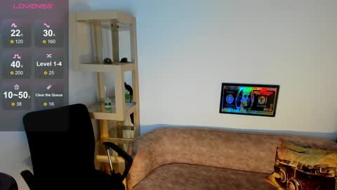 Snapshot of m1lk_choc chatting on 01/27/25, 02:13 Mila online show from 01/27/25, 02:13