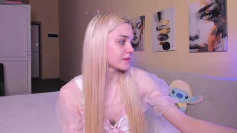 Snapshot of m1m1_angels chatting on 05/26/26, 01:12 Mimi GTM1 0200am-0945am Mon Tue Wed Thu Fri online show from 05/26/26, 01:12
