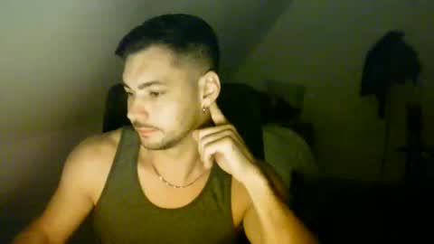 Snapshot of m1recevierrr chatting on 10/03/25, 02:08 m1recevierrr online show from 10/03/25, 02:08