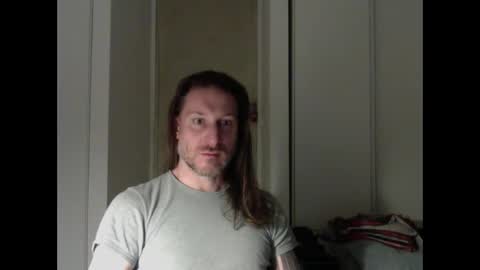 Snapshot of m4rduk81 chatting on 03/23/26, 04:49 m4rduk online show from 03/23/26, 04:49