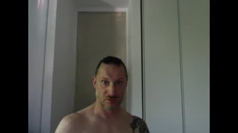 Snapshot of m4rduk81 chatting on 04/18/26, 12:53 m4rduk online show from 04/18/26, 12:53