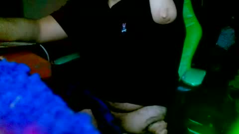 Snapshot of m4rlook chatting on 02/24/26, 03:37 model independient online show from 02/24/26, 03:37