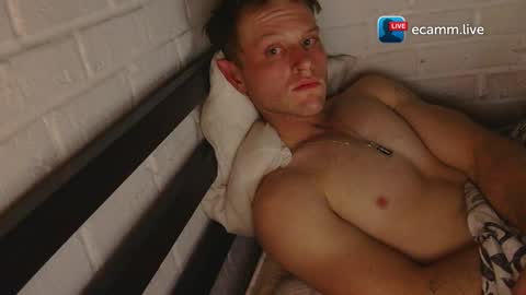 Snapshot of m831481 chatting on 12/11/24, 07:42 Hotandhairy online show from 12/11/24, 07:42