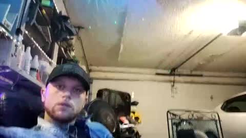 Snapshot of m831481 chatting on 10/16/25, 07:53 Hotandhairy online show from 10/16/25, 07:53