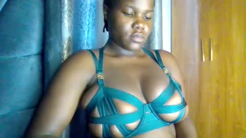 Snapshot of m_tits3 chatting on 02/01/26, 10:03 m_tits3 online show from 02/01/26, 10:03