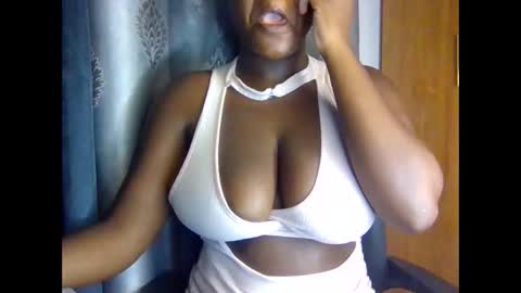 Snapshot of m_tits3 chatting on 02/21/26, 09:49 m_tits3 online show from 02/21/26, 09:49