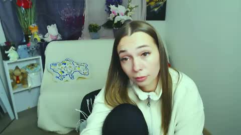 Vikki online show from 05/01/26, 01:16