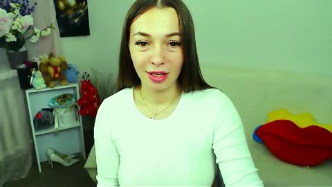 Snapshot of m_vikki chatting on 05/23/26, 11:36 Vikki online show from 05/23/26, 11:36