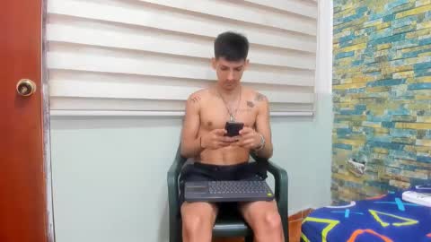 itgram pezlo josue online show from 02/05/25, 02:59