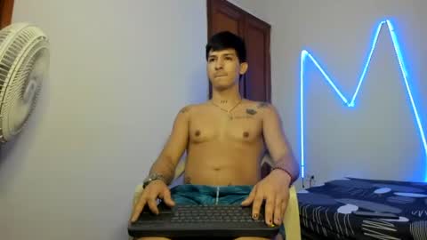 itgram pezlo josue online show from 11/18/25, 12:53