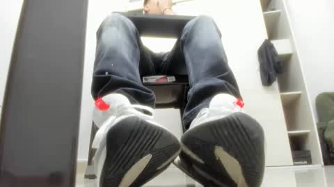 Snapshot of maaster420 chatting on 05/17/26, 11:12 itgram pezlo josue online show from 05/17/26, 11:12