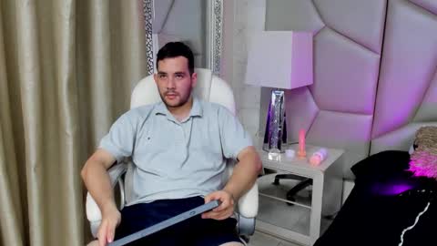 Snapshot of maatt_de_luca chatting on 09/16/25, 05:36 Matt De Luca online show from 09/16/25, 05:36