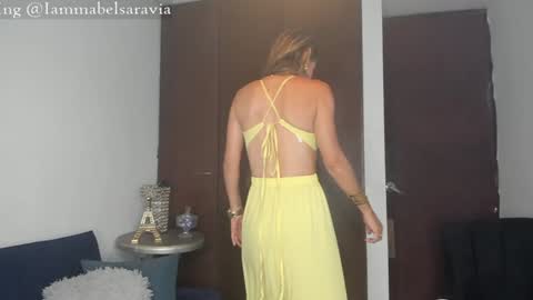 Snapshot of mabelsaravia chatting on 12/16/24, 01:32 mabel online show from 12/16/24, 01:32