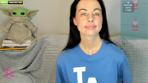 Snapshot of mabuhay_girl chatting on 12/22/24, 07:31 You let people into your sea and they kill your fish online show from 12/22/24, 07:31