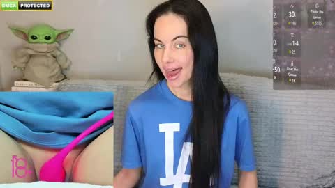 Snapshot of mabuhay_girl chatting on 02/10/25, 12:52 You let people into your sea and they kill your fish online show from 02/10/25, 12:52