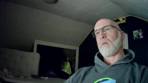 mac8181 online show from 12/29/24, 11:40