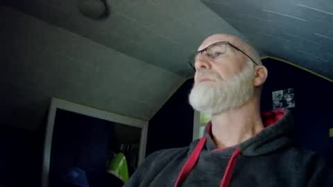 mac8181 online show from 03/01/25, 11:28