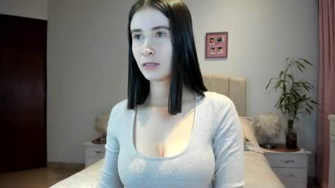 Snapshot of macarena_vallejo_ chatting on 02/01/26, 02:54 Macarena online show from 02/01/26, 02:54