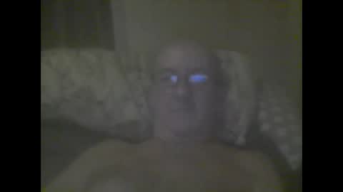 Snapshot of macbewdekan25 chatting on 09/20/25, 01:12 macbewdekan25 online show from 09/20/25, 01:12