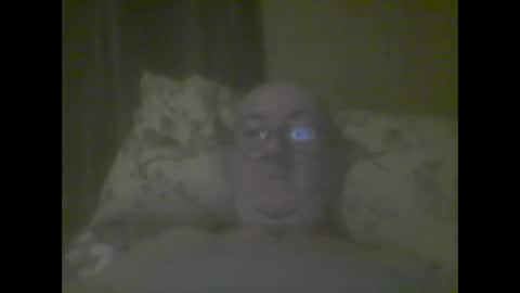 Snapshot of macbewdekan25 chatting on 11/23/25, 10:37 macbewdekan25 online show from 11/23/25, 10:37