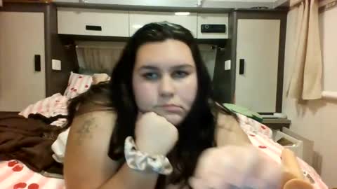 macca_105 online show from 06/27/26, 12:22