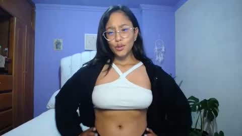 Snapshot of macgine chatting on 01/07/26, 10:34 Laura online show from 01/07/26, 10:34