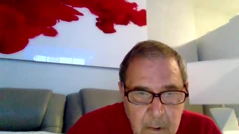 Snapshot of machet1 chatting on 12/09/24, 11:45 machet1 online show from 12/09/24, 11:45