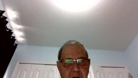 Snapshot of machet1 chatting on 06/14/26, 02:08 machet1 online show from 06/14/26, 02:08