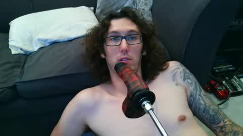 Snapshot of machine_anal chatting on 09/17/25, 10:06 machine anal online show from 09/17/25, 10:06