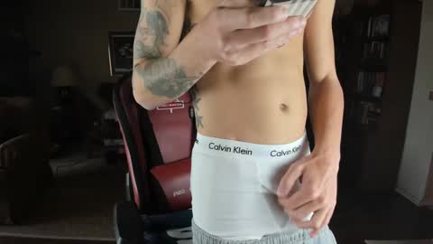 Snapshot of machinecumkelly69 chatting on 02/09/25, 08:56 machinecumkelly69 online show from 02/09/25, 08:56