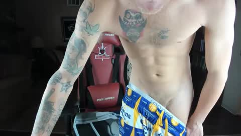 Snapshot of machinecumkelly69 chatting on 02/23/25, 02:29 machinecumkelly69 online show from 02/23/25, 02:29