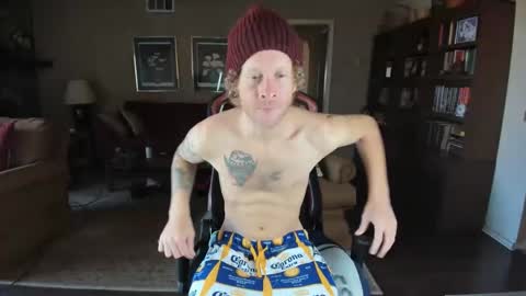 Snapshot of machinecumkelly69 chatting on 02/26/25, 05:17 machinecumkelly69 online show from 02/26/25, 05:17