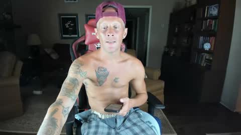 Snapshot of machinecumkelly69 chatting on 09/12/25, 03:17 machinecumkelly69 online show from 09/12/25, 03:17