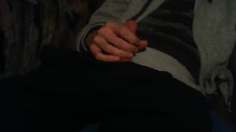 Snapshot of macho9385 chatting on 11/11/25, 06:52 macho9385 online show from 11/11/25, 06:52