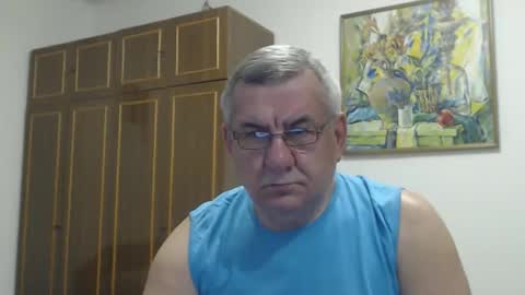 Macho online show from 11/10/25, 10:42