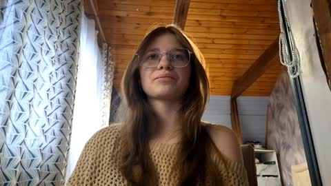 Snapshot of maciebrenden chatting on 04/02/26, 12:03 Cynthia online show from 04/02/26, 12:03