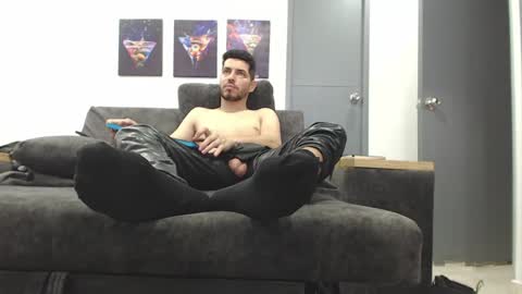 Snapshot of mack_daniels chatting on 04/01/26, 10:07 instagram mackdanielsx online show from 04/01/26, 10:07