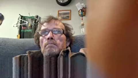 Snapshot of mackdog1369 chatting on 02/16/25, 03:48 mackdog1369 online show from 02/16/25, 03:48
