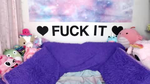 Mackenzie Wolfe online show from 05/20/26, 04:07