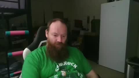 Snapshot of mackhere4u chatting on 02/22/26, 03:29 mackhere4u online show from 02/22/26, 03:29