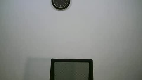 Snapshot of mad_masturbador_45 chatting on 04/01/26, 02:34 Cris B online show from 04/01/26, 02:34