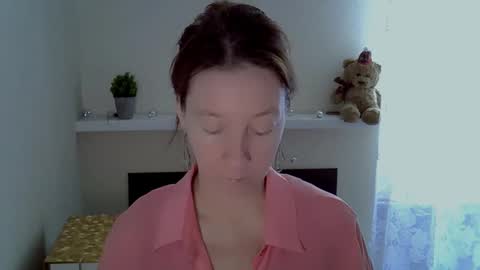 Snapshot of madaamtang chatting on 12/15/25, 10:08 Madaamtang online show from 12/15/25, 10:08