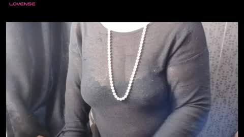 Snapshot of madam_sanjanne chatting on 02/06/26, 10:02 Madam Sanjanne online show from 02/06/26, 10:02