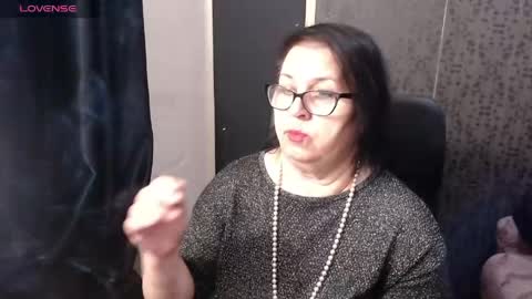 Snapshot of madam_sanjanne chatting on 04/21/26, 02:51 Madam Sanjanne online show from 04/21/26, 02:51